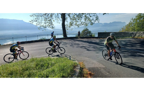   A compter du 1er novembre nous ne proposons plus de programme hebdomadaire.  RDV place Vibert lundi, mercredi, samedi  13h  groupes Costauds, Randonneurs et Randocools  12h groupe Zens